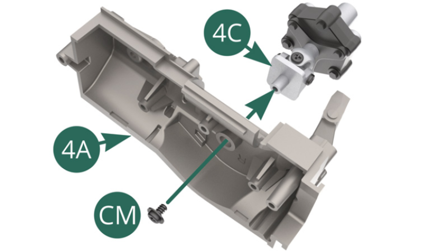 Posizionare l'asse della guarnizione di trasmissione 4C sul carter destro della trasmissione 4A e fissarlo con una vite CM.