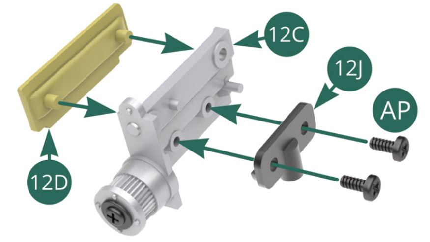 Den Anschluss 12J am Kompressor 12C positionieren und mit zwei AP-Schrauben befestigen. Positionieren Sie die Seitenabdeckung 12D auf dem Kompressor 12C.