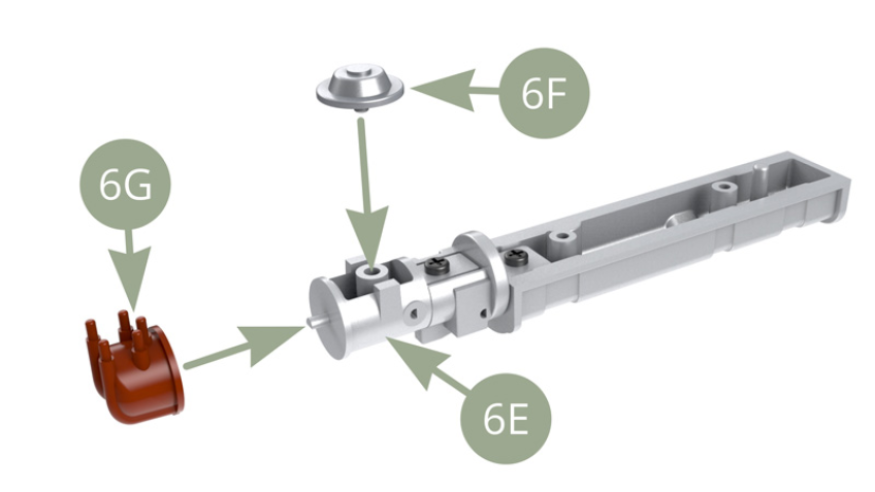 Installare il 6G ( Tappo del distributore) e il 6F ( Anticipo d'accensione a vuoto) sul 6E (Distributore 2). Montare il 6I ( Collettore di scarico) sul 6A (Testa del cilindro con candele) e fissarlo con due viti AP.