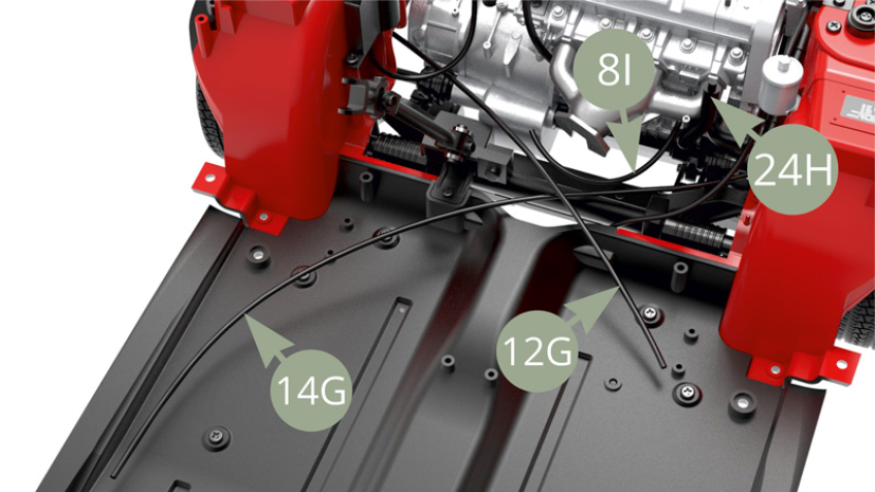 Vor dem Einbau der vormontierten 23A (Firewall) in den Motorraum und zur weiteren Erleichterung der Montage kennzeichnen Sie: 8I (Heizungsrohr), 24H (Kühlmittelschlauch), 12G und 14G (Bremsflüssigkeitsleitungen).