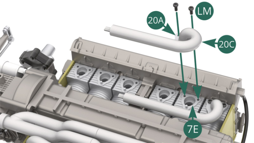 Positionner la bride 20A du tuyau d’échappement 20C sur le cylindre 7E et la fixer avec deux vis LM.