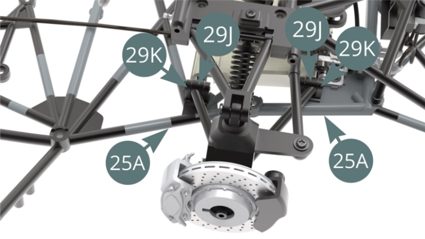 Aligner les deux supports de triangle inférieur 29K sur les logements situés en haut à droite du châssis inférieur 25A.