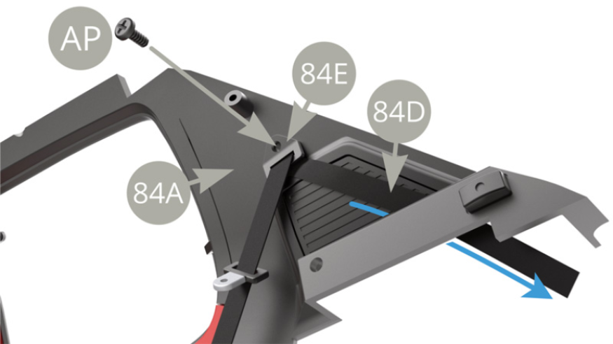 Positionner le support 84E sur le panneau intérieur droit 84A et le fixer avec une vis AP.Enfiler la ceinture de sécurité arrière droite 84D dans la fente située sur le panneau intérieur droit 84A (flèche bleue).