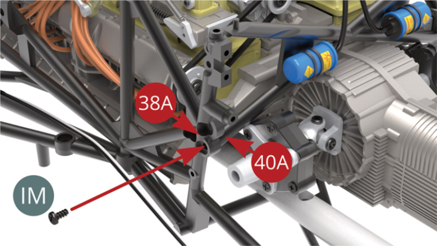 Fissare il telaio a X (40A) al telaio laterale sinistro (38A) con vite IM.