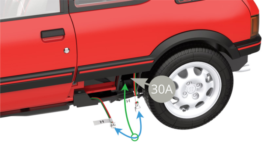 Connect the H (green - red) cables near the left rear wheel to one another. Then slide them into the slot located at the bottom of the rear part of the 30A chassis.