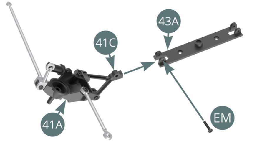 Positionner l’essieu arrière 43A (vérifier que les tenons sont du bon côté) sur le triangle inférieur 41C attaché au pivot arrière gauche 41A, et le fixer avec une vis EM.