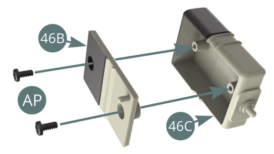 Positionner le couvercle 46B sur le réservoir de récupération d’huile moteur 46C et le fixer avec deux vis AP.