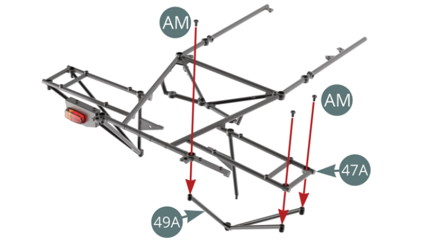 Positionner la barre tripode droite 49A sur le châssis supérieur 47A et la fixer avec trois vis AM.