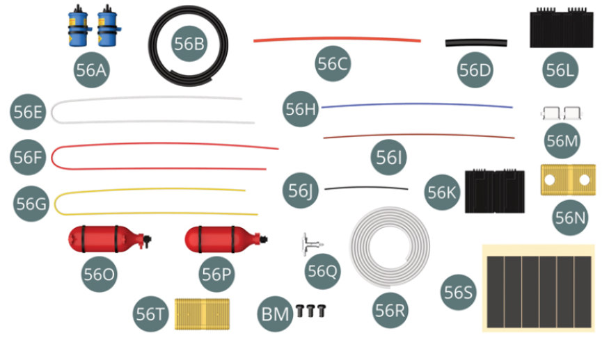 56A Bobina de encendido (x 2) 56B Cable negro 56C Cable rojo 56D Funda cable negro 56E Cable blanco 56F Cable rojo 56G Cable amarillo 56H Cable azul 56I Cable marrón 56J Cable negro 56K Caja de encendido 56L Caja de encendido 56M Relé del limitador de revoluciones 56N Caja del regulador 56O Extintor de incendios 56P Extintor de incendios 56Q Conector de derivación 56R Manguera del extintor 56S Cinta adhesiva (x 6) 56T Caja del regulador