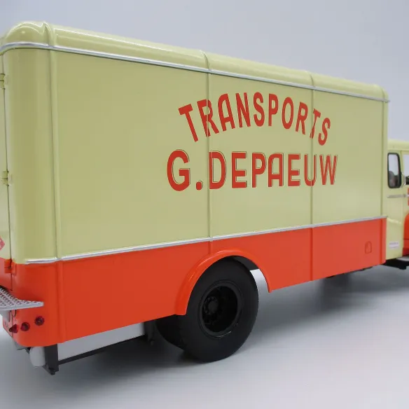 UNIC ZU 122 Izoard fourgon "Transports DEPAEUW"