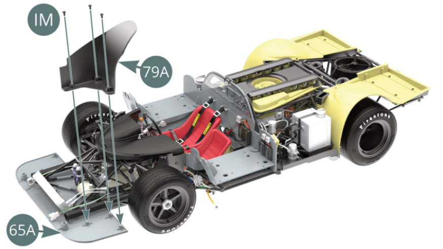 Instala el Paso de rueda izquierdo (79A) sobre el Fondo plano delantero (65A) y fíjalo con tres tornillos IM. Monta el Paso de rueda derecho (79B) sobre el Fondo plano delantero (65A) y fíjalo con tres tornillos IM.