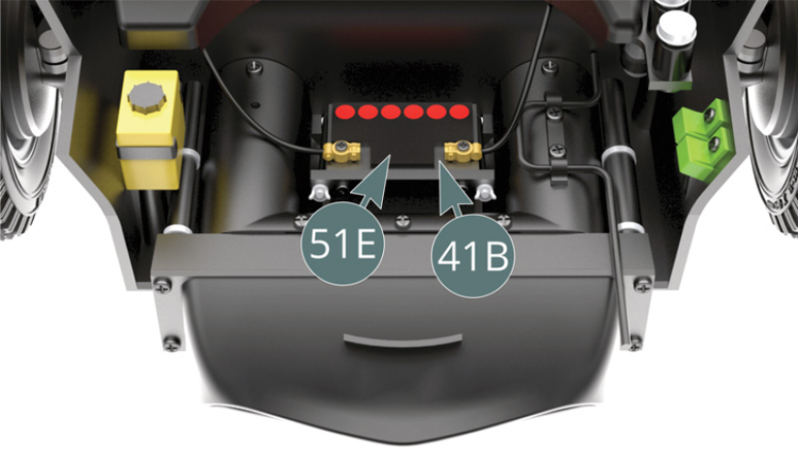 Kleben Sie den Aufkleber (51E) auf die Oberseite der Batterie (41B). Setzen Sie die äußere Felge (51A) in den Reifen (51C).