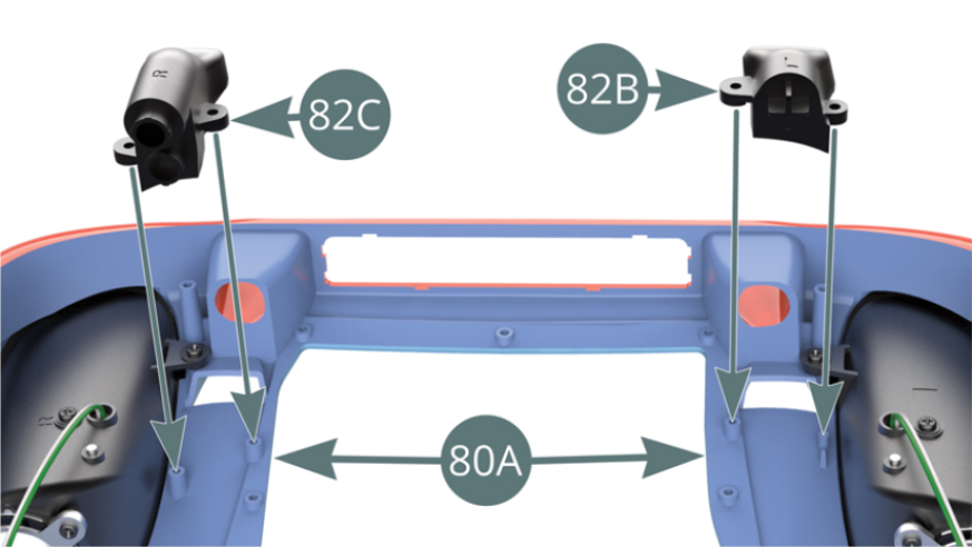 Positionner les prises d’air droite 82C et gauche 82B à l’intérieur de l’avant de la carrosserie 80A, puis les fixer avec trois vis IM (illustrations ci-dessus).