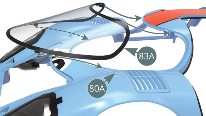 Positionner le pare-brise 83A sur la carrosserie 80A.