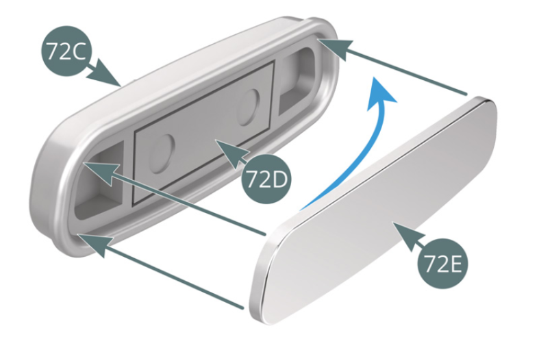 Retire o papel de suporte da parte de trás do espelho retrovisor (72E) (seta azul) e fixe-o ao espelho retrovisor (72C).