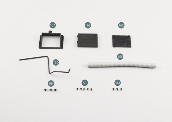 16A Lufteinlassrahmen 16B Ölkühlergrill 16C Ölkühlergrill 16D Ölleitung 16E Abluftschlauch Schraube RP M 1,7 x 3 x 5,5 mm (x 3) Schraube SP M 1,7 x 3 mm (x 5) Schraube SM M 1,7 x 3 mm (x 3)