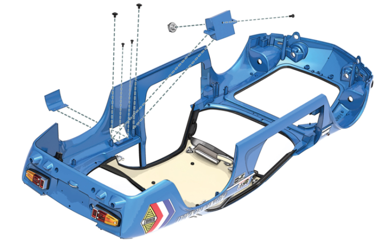 Check the correct opening and closing of the fuel tank flap on the right outer side of the bodywork.