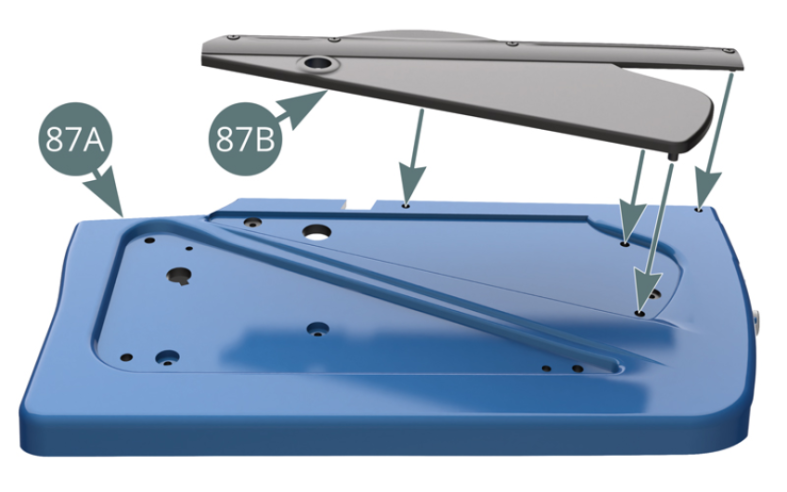 Positionner la garniture de portière 87B sur le panneau intérieur de la portière droite 87A et le fixer depuis l’autre côté avec deux vis ACP (illustrations ci-contre et ci-dessous).