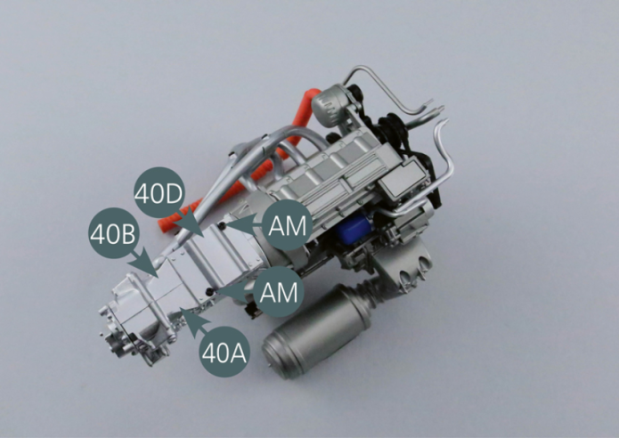 Place the bottom of the gearbox (40D) on the right and left parts (40B&40A) of the box and secure it with two AM screws.