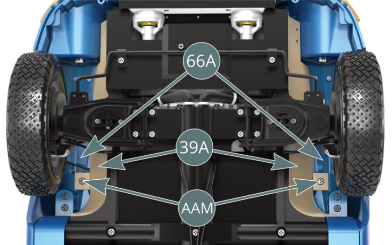 Assembler la carrosserie et le châssis, puis fixer le plancher du châssis 39A sur la carrosserie 66A avec deux vis AAM près des roues avant et deux vis AAM près des roues arrière (illustrations ci-dessus).