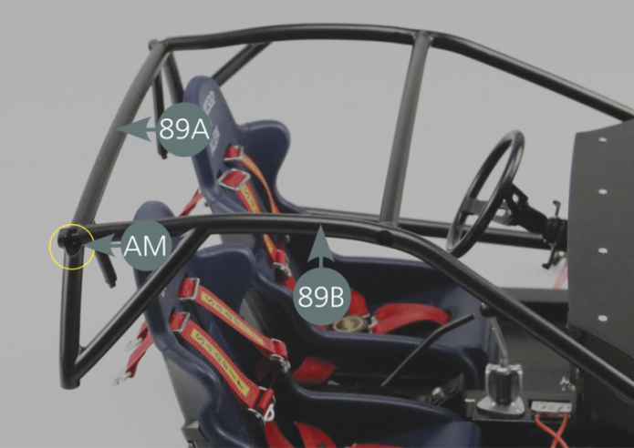 Place the rear roll bar tube (89A) on the left (88A) and right (89B) roll bar cages, then secure it with two AM screws as indicated by the yellow circles.