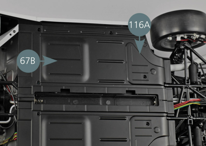 Place the right lower chassis panel (116A) on the lower part of the right floor panel (67B), then secure it with four SM screws as shown (yellow circles).