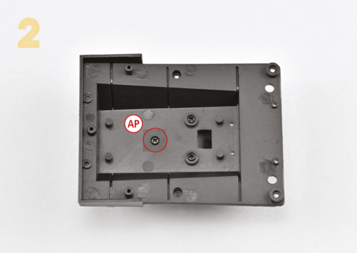 38D Racor de alimentación de combustible 38E Soporte Tornillo AP M1.7 x 4 (4 + 1)