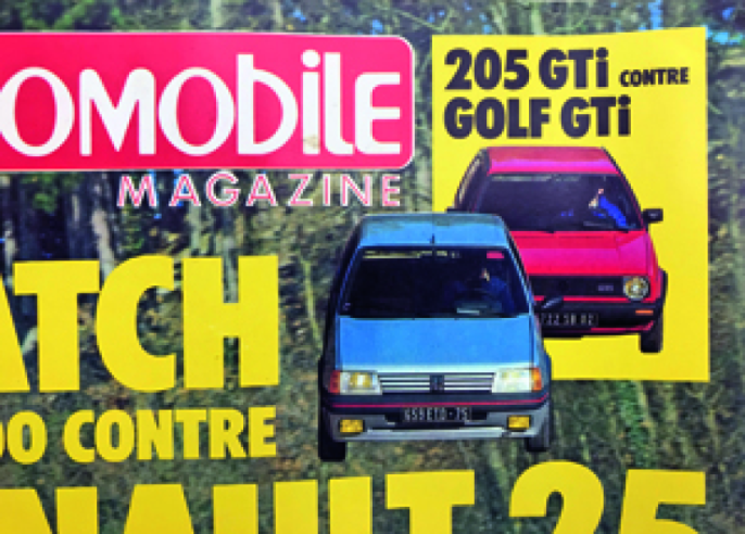 La mayoría de las revistas especializadas, como aquí L'Automobile Magazine de marzo de 1984, pondrán en competencia al 205 GTI y al Golf GTI.© IXO Collections SAS - Tous droits réservés. Crédits photo © DR