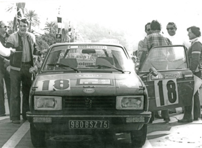 Until 1982, the Peugeot 104 ZS competed in numerous rallies, such as the 1977 Tour de France Automobile.© IXO Collections SAS - Tous droits réservés. Crédits photo © Archives & Collections Dominique Pascal