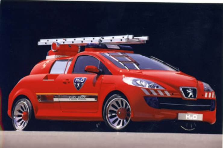 Le Peugeot H2O de 2002 est un Concept Car de véhicule d’intervention doté d’une pile à combustible avec production d’hydrogène en temps réel. © IXO Collections SAS - Tous droits réservés. Crédits photo © Peugeot