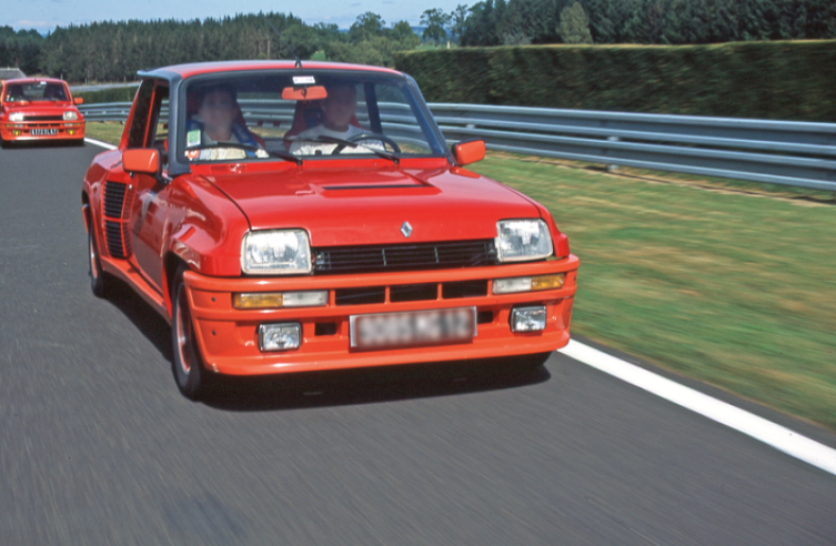 The Renault 5 Turbo is the vision of Jean Terramorsi, Renault's passionate competition director, who convinced Renault to embark on this crazy project. © IXO Collections SAS - Tous droits réservés. Crédits photo © Renault D.R. / Archives et Collections