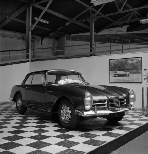 Der Facel-Vega III von 1963, ein französisches Auto wie Alpine, war eher bürgerlich als sportlich. © IXO Collections SAS - Tous droits réservés. Crédits photo © Renault Communication / D.R.