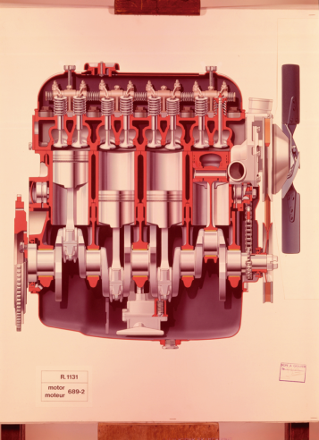 Der "5-stufige" Motor des R8 (hier in der Version von 1963) gab den Alpine-Fahrzeugen einen zusätzlichen Schub. © IXO Collections SAS - Tous droits réservés. Crédits photo ©  Renault D.R. / Archives et Collections