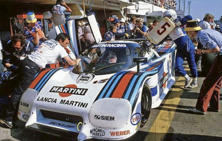 O Lancia LC2 competiu regularmente nas 24 Horas de Le Mans. Na foto está o carro conduzido por Paolo Barilla, Hans Heyer e Mauro Baldi em 1984, que se retirou na 20ª hora. © IXO Collections SAS - Tous droits réservés. Crédits photo © © Lancia D.R.