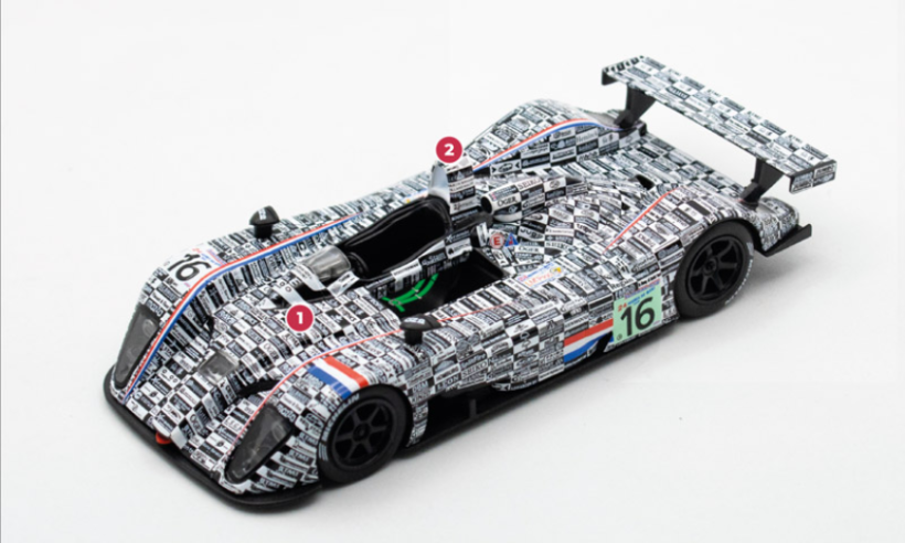 1. Le style de la Dome S101 est assez conventionnel comme une grande partie de la voiture qui court dans la catégorie LMP900.2. La version des 24 Heures du Mans présente un arceau plus rectiligne derrière le cockpit et peu d’autres différences.© IXO Collections SAS - Tous droits réservés. 