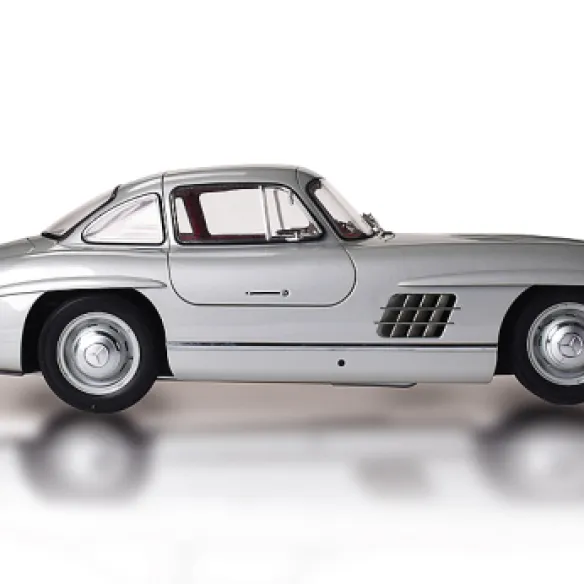 Mercedes Benz 300SL Gris