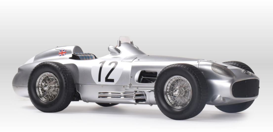 Recréez la W 196 R numéro 12, une légende des circuits, pilotée par Stirling Moss