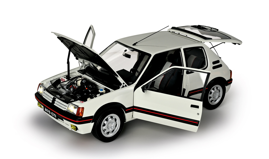 Redescubre la elegancia del Peugeot 205 GTI en su decoración blanca