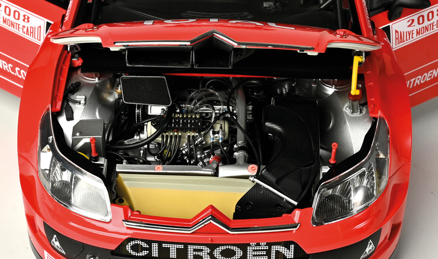 La Citroën C4 WRC, reine des spéciales, à assembler pièce par pièce